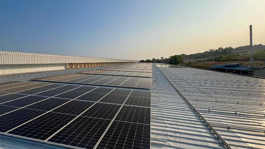 Commercial rooftop solar